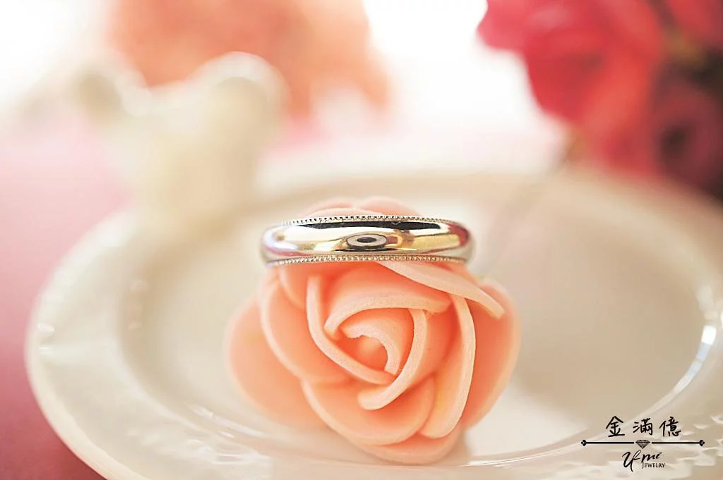 白金對戒- 經典純淨的愛- 鉑金結婚戒指_02