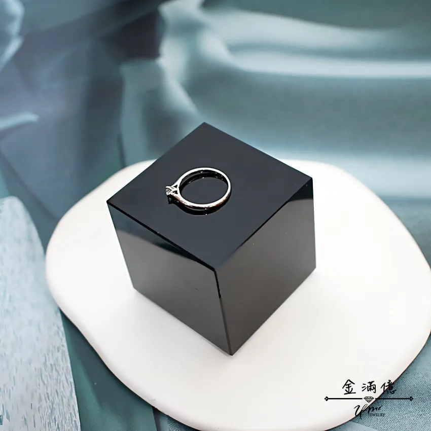 輕聲說我愛你-鑽石戒指-白金戒指|求婚戒指_03