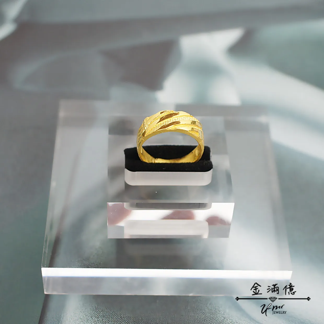 寬版光面線條 - 黃金戒指 - 男生戒指
