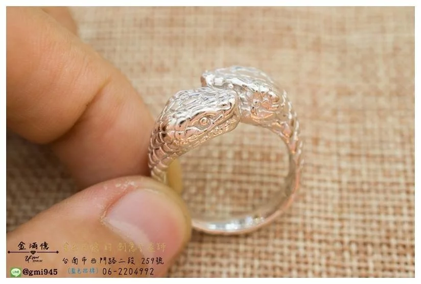 特殊訂做結婚對戒-鉑金(白金)雙頭蛇造型戒指 (1)