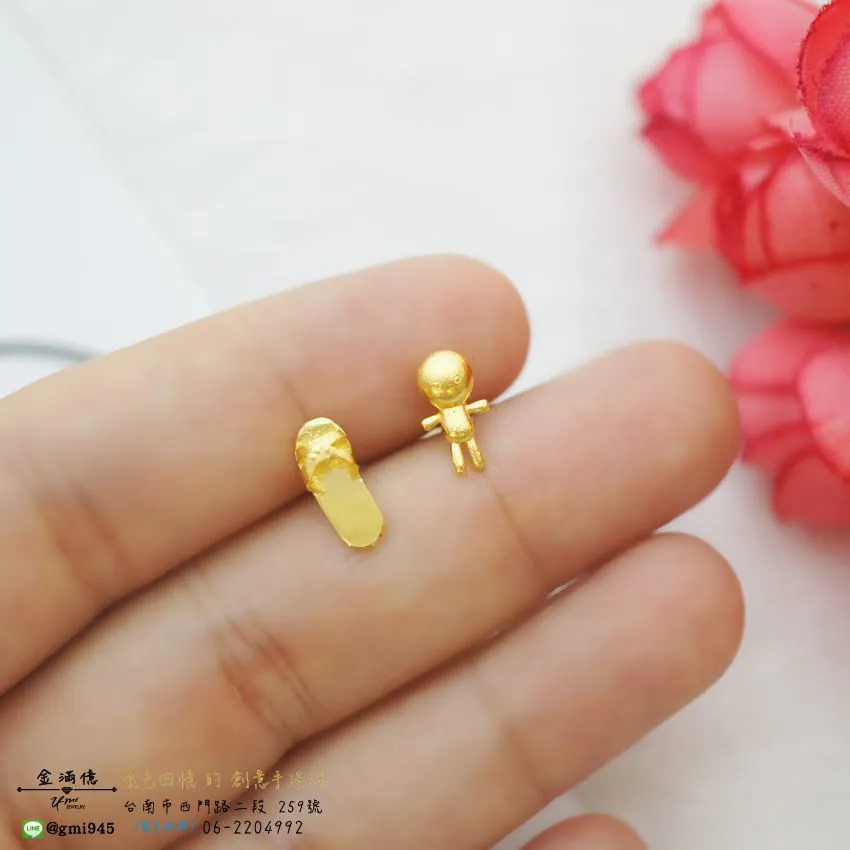 客製化黃金訂做-小人與拖鞋造型-黃金耳環 (3)