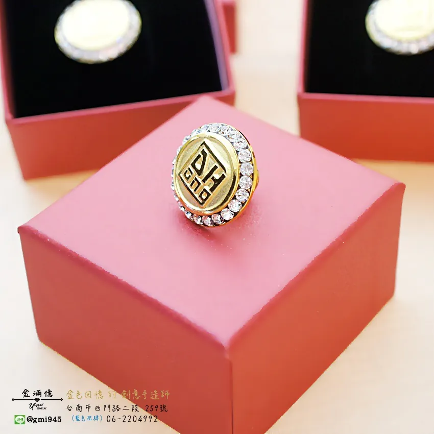 客製化黃金-公司logo設計(鑲鑽版黃金胸章)-黃金胸針|禮品