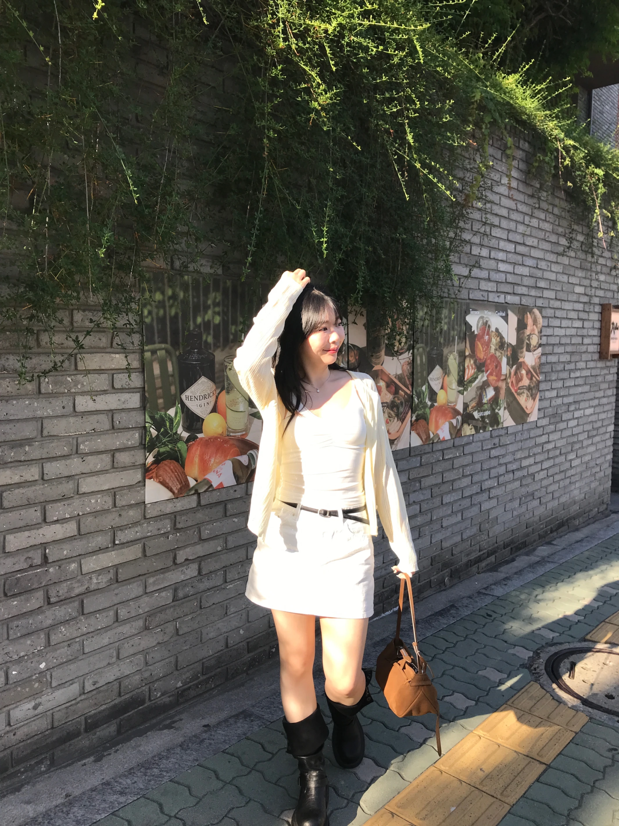 手刀搶🏃‍♀️不會透的白短裙 SKT03