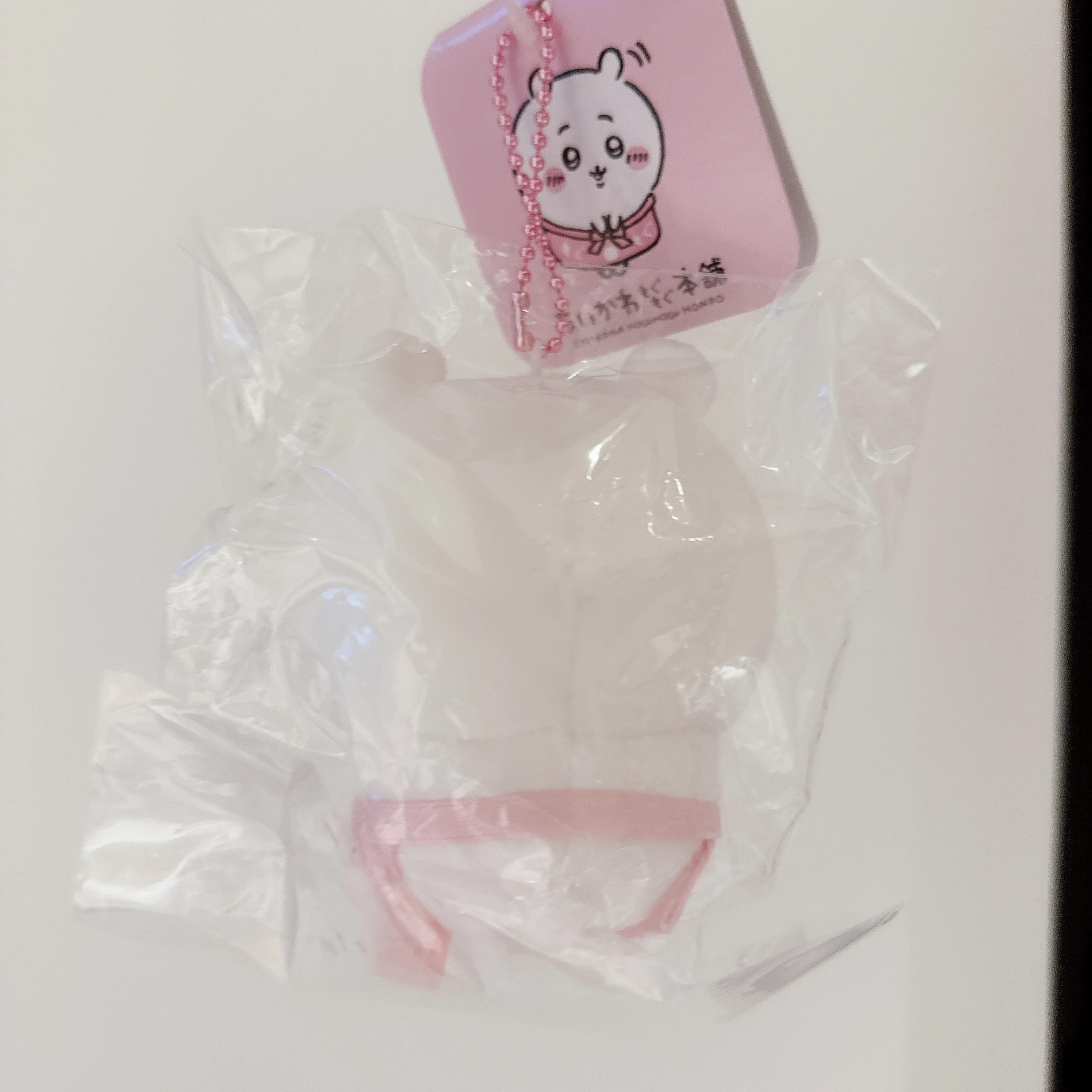 Chiikawa MOGUMOGU本舖店員裝扮娃娃掛飾 (Chiikawa 小可愛-吉伊)
