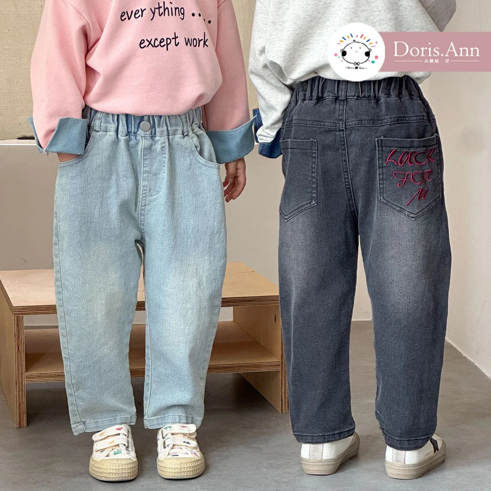GK 2449簡約後刺繡刷色牛仔褲
