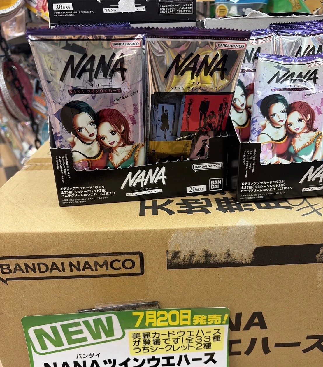 日本 NANA 25周年 雙層威化餅 收藏卡包
