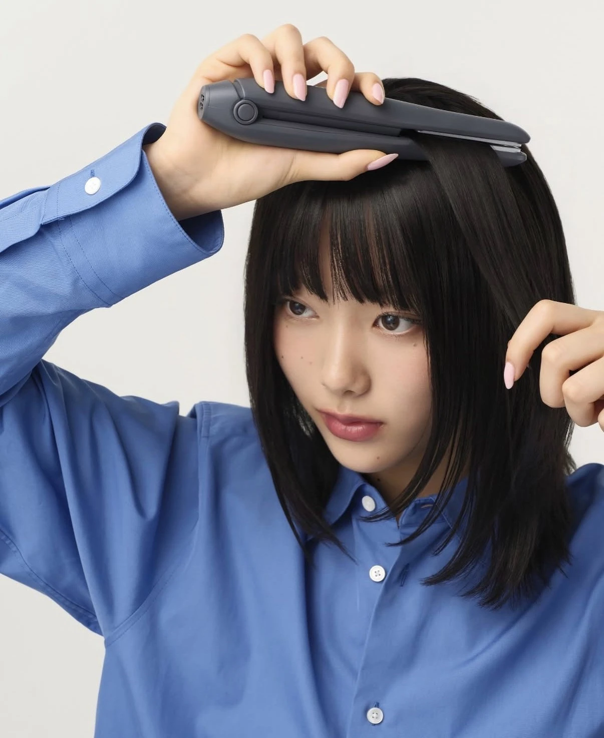 日本 SALONIA 2026新版 無線迷你直髮夾