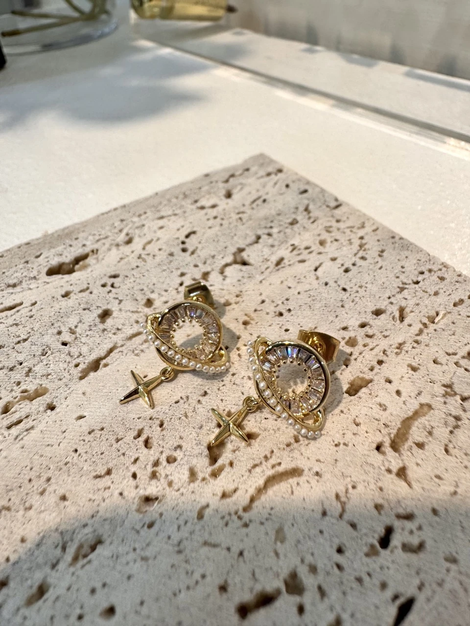 金色行星耳環