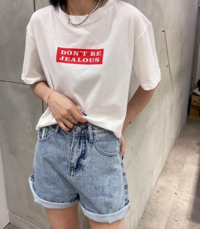 口袋鬚邊牛仔短褲