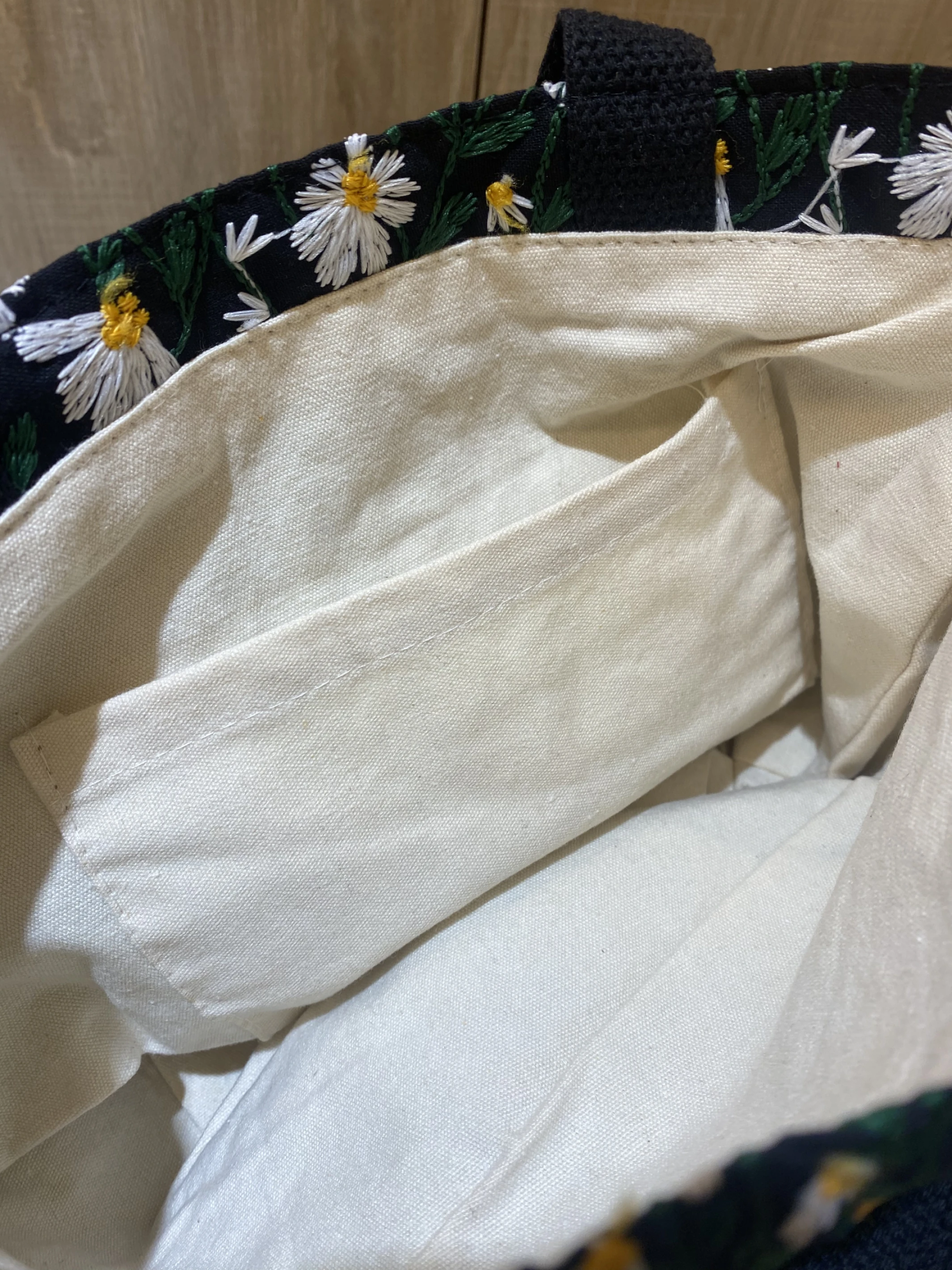 刺繡雛菊小包