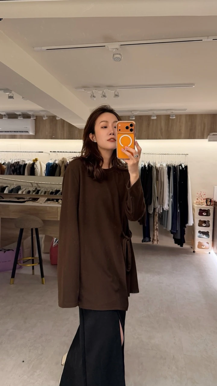 側綁羊絨上衣