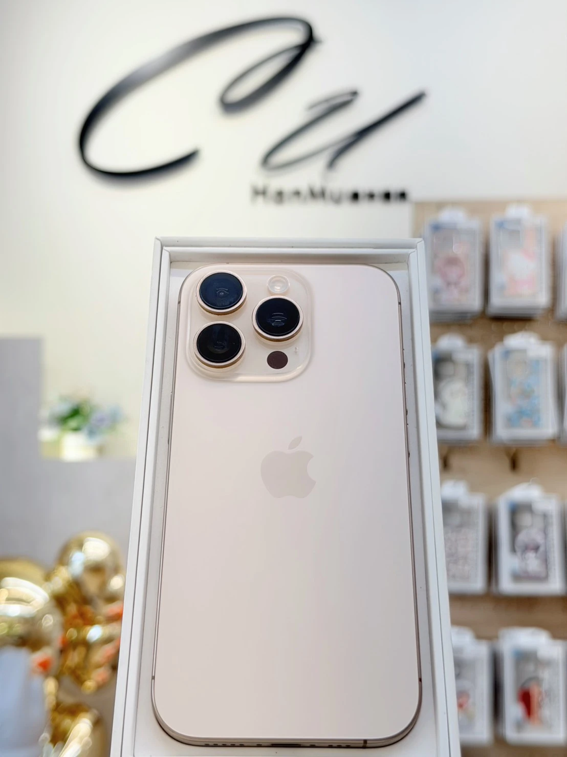 iPhone 16Pro 256G 金色