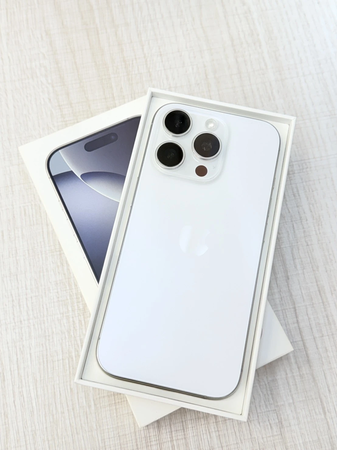 iPhone 16Pro 256G 白色