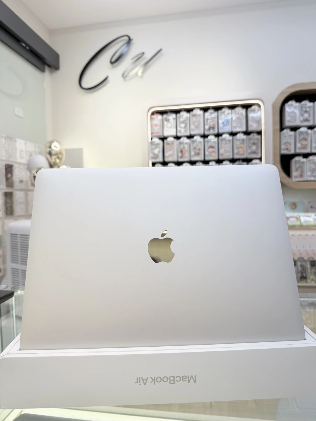 MacBook Air A2337 8+256G 銀色