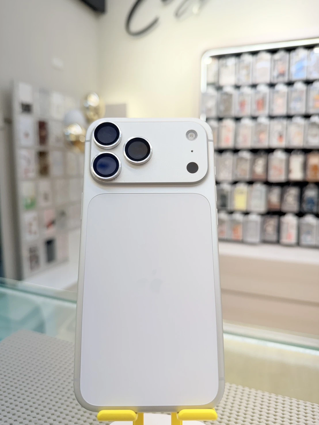 iPhone 17Pro Max 256G 銀色