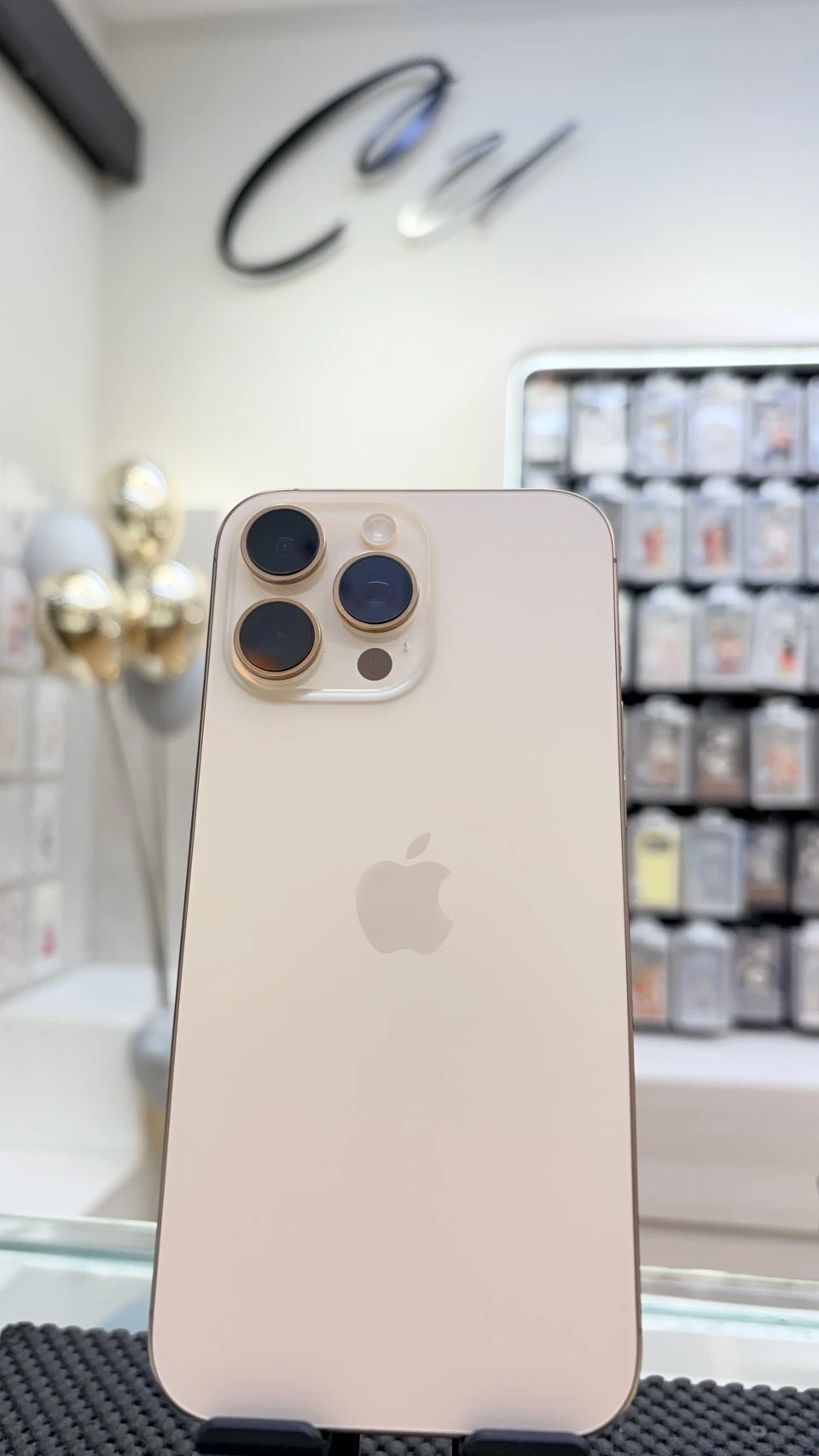 iPhone 16Pro Max 256G 金色