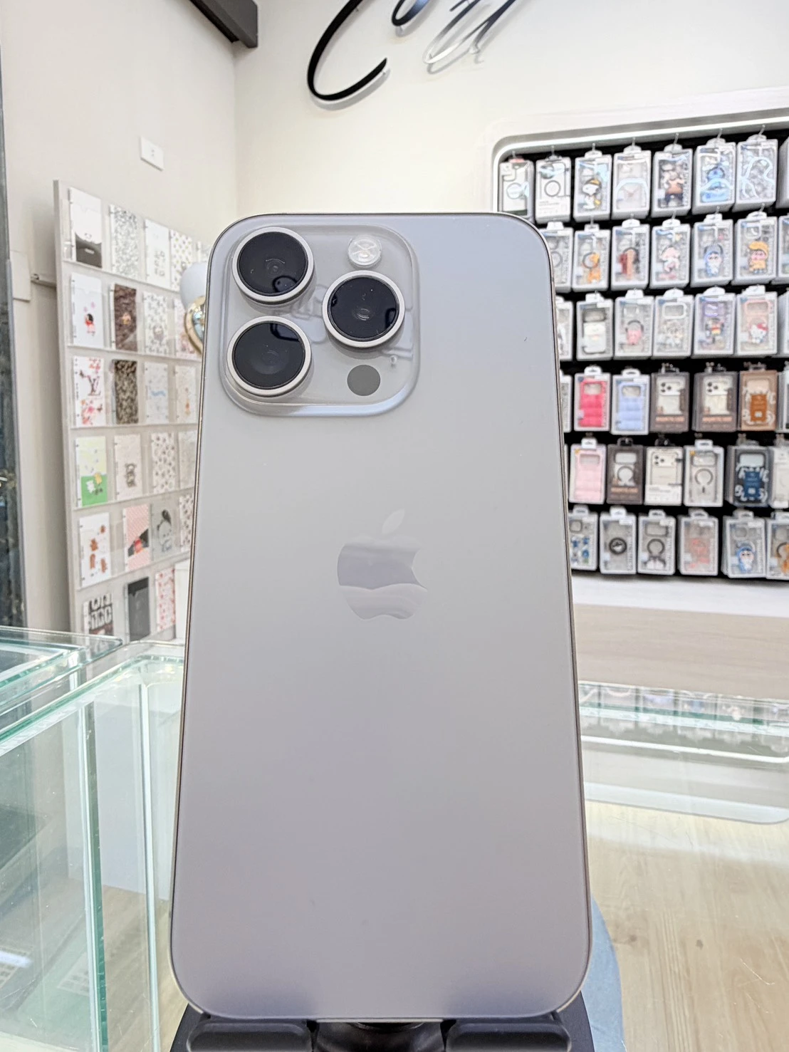 iPhone 15 Pro 128G 原色
