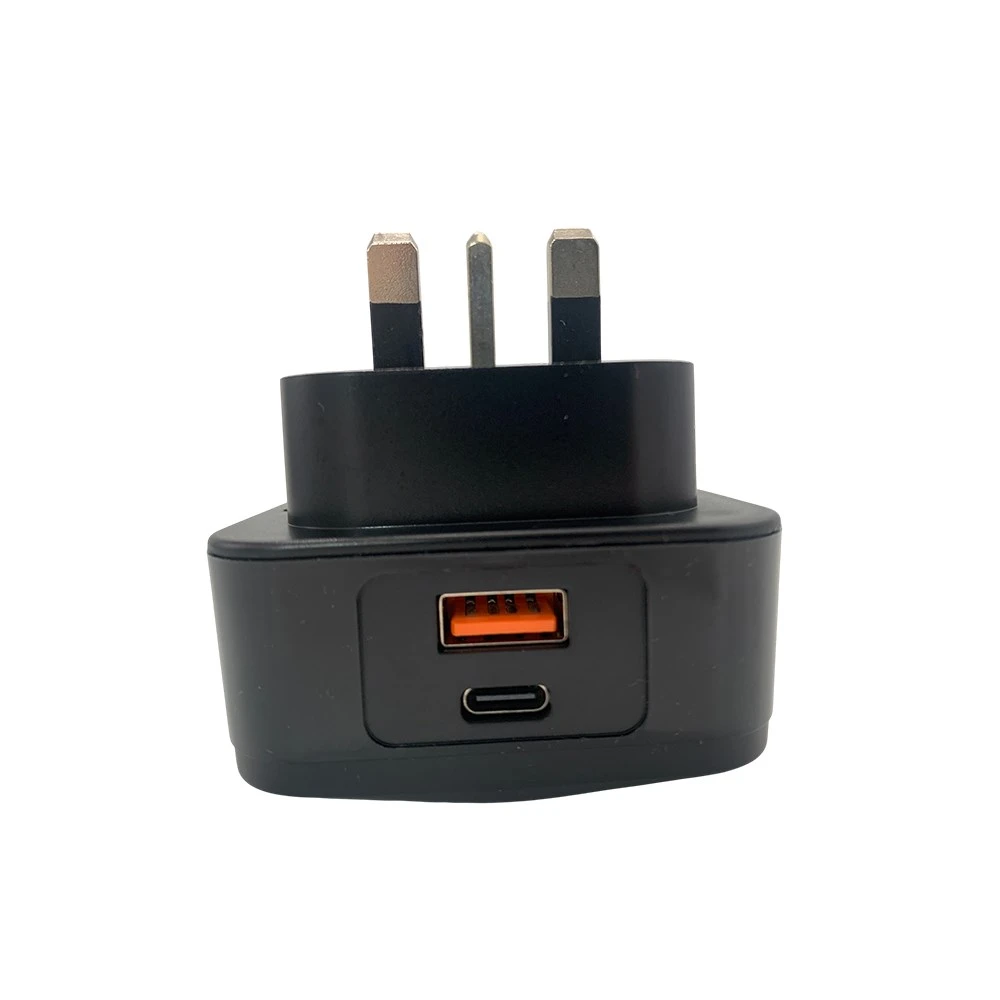 Travelmall 20W PD 多國旅行轉換插頭 (1USB-A / 1Type-C) (英規)