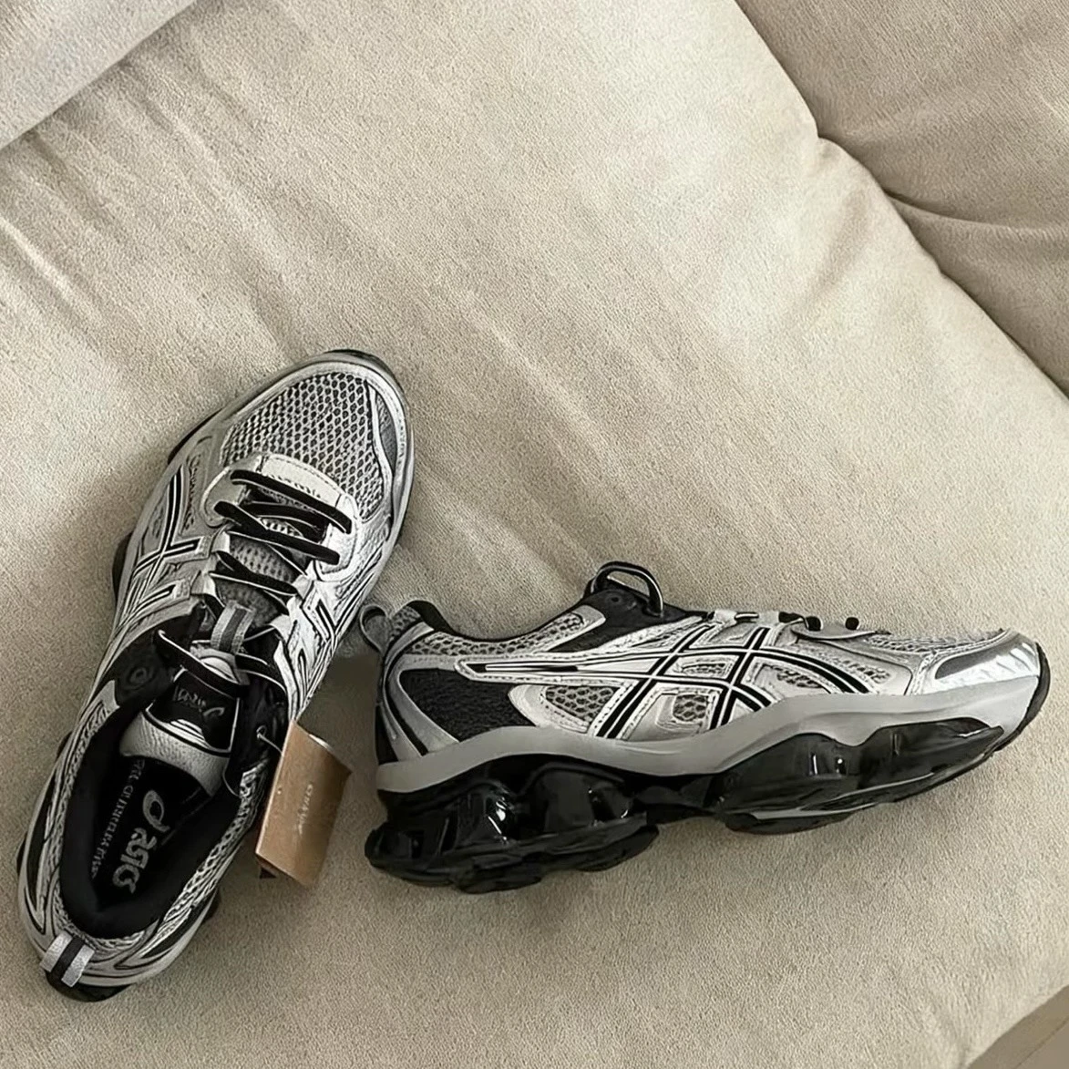 INGRAINED｜Asics Gel-Quantum Kinetic 金屬黑 1203A270-022