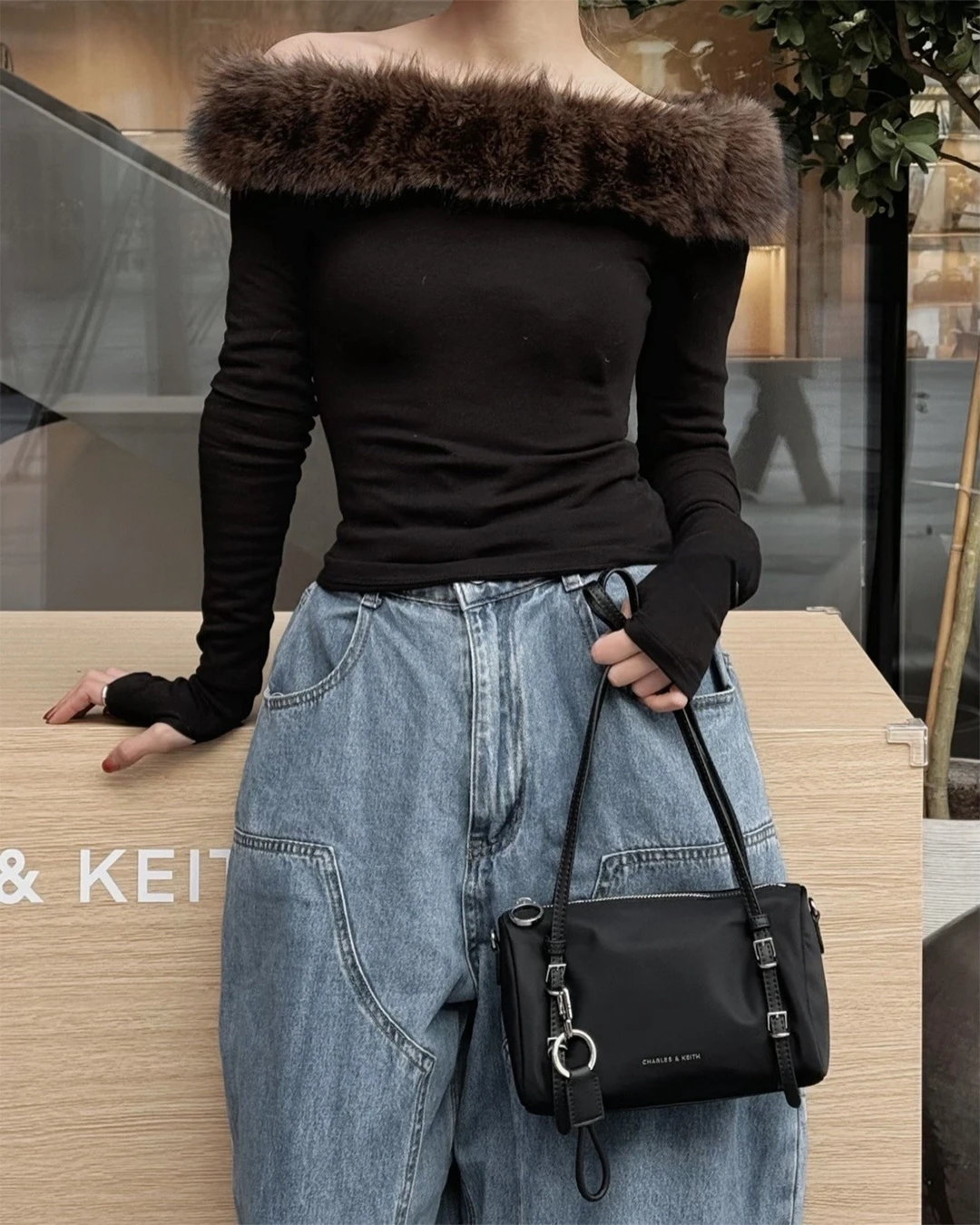 CHARLES & KEITH ｜小CK LEVY 尼龍 肩背包