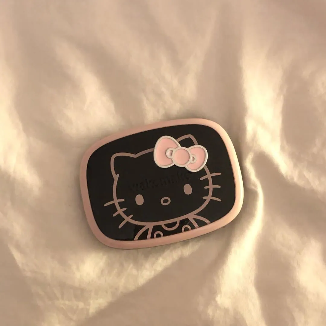 WAKEMAKE Hello Kitty｜ 玩美妝容 6 色多功能彩妝盤