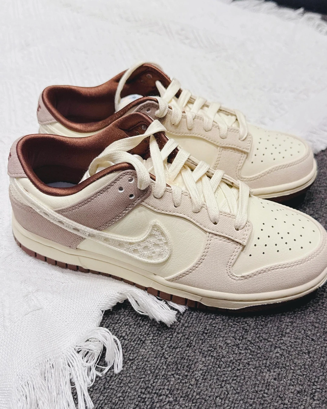 INGRAINED｜Nike Dunk Low｜米白 白棕 立體蕾絲 復古 針織 蕾絲奶白 IH7353-010