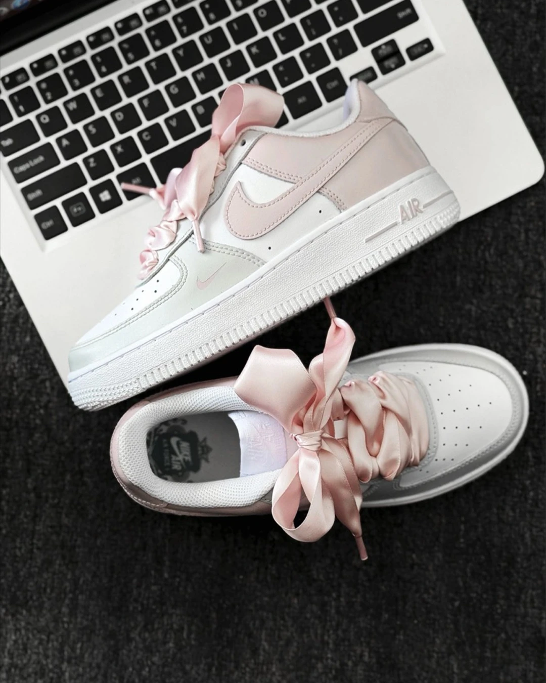 Nike Air Force 1｜訂製款 藕粉絲帶 緞帶 小勾 粉色 低飽和色
