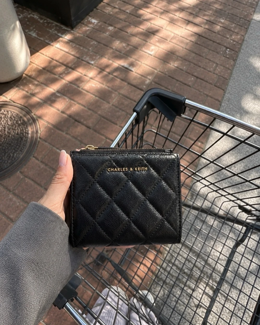 Charles & Keith｜小CK 菱格紋 拉鍊 短錢包 三色