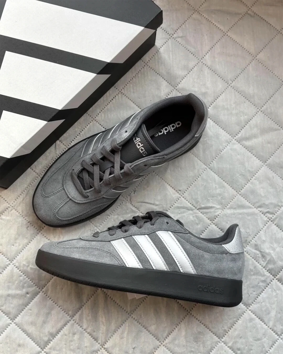INGRAINED｜Adidas Barreda ｜深灰麂皮 灰銀 德訓鞋 KH6999
