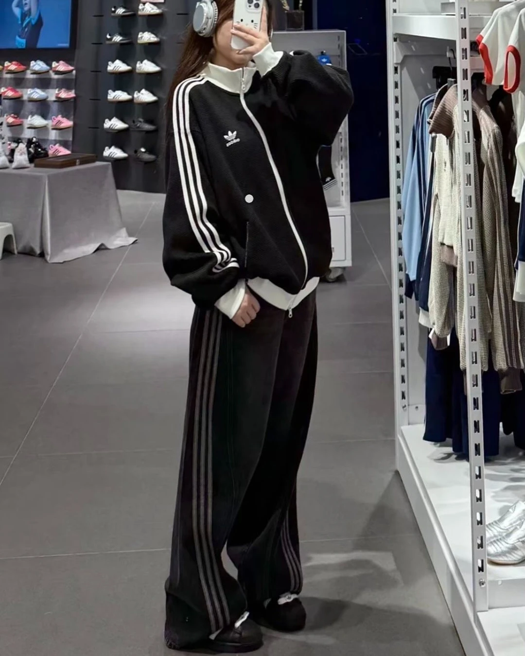 INGRAINED｜Adidas originals 黑 落地 寬鬆 三線 牛仔褲 JX6865