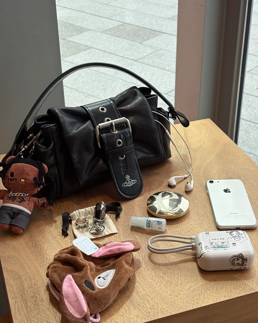 Vivienne Westwood｜Hazel 小羊皮 黑色 蝴蝶結 皮革 腋下包