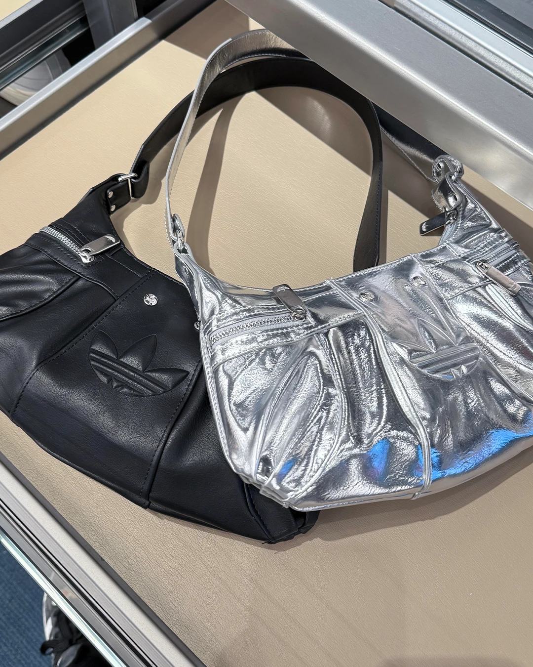 ADIDAS｜ ORI HOBO BAG 機車包 腋下包 單肩包 手提包 Y2K 復古 KC2771 KF4485