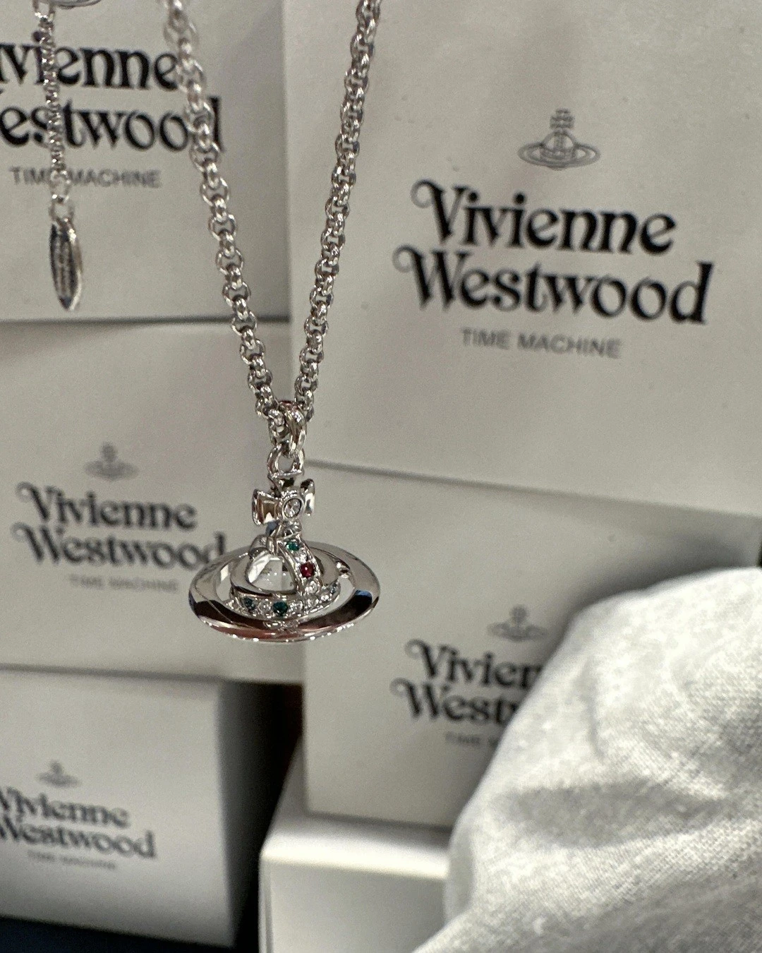 Vivienne Westwood｜土星項鍊 小土星 透明球 彩鑽 銀色 鎖骨鍊 西太后