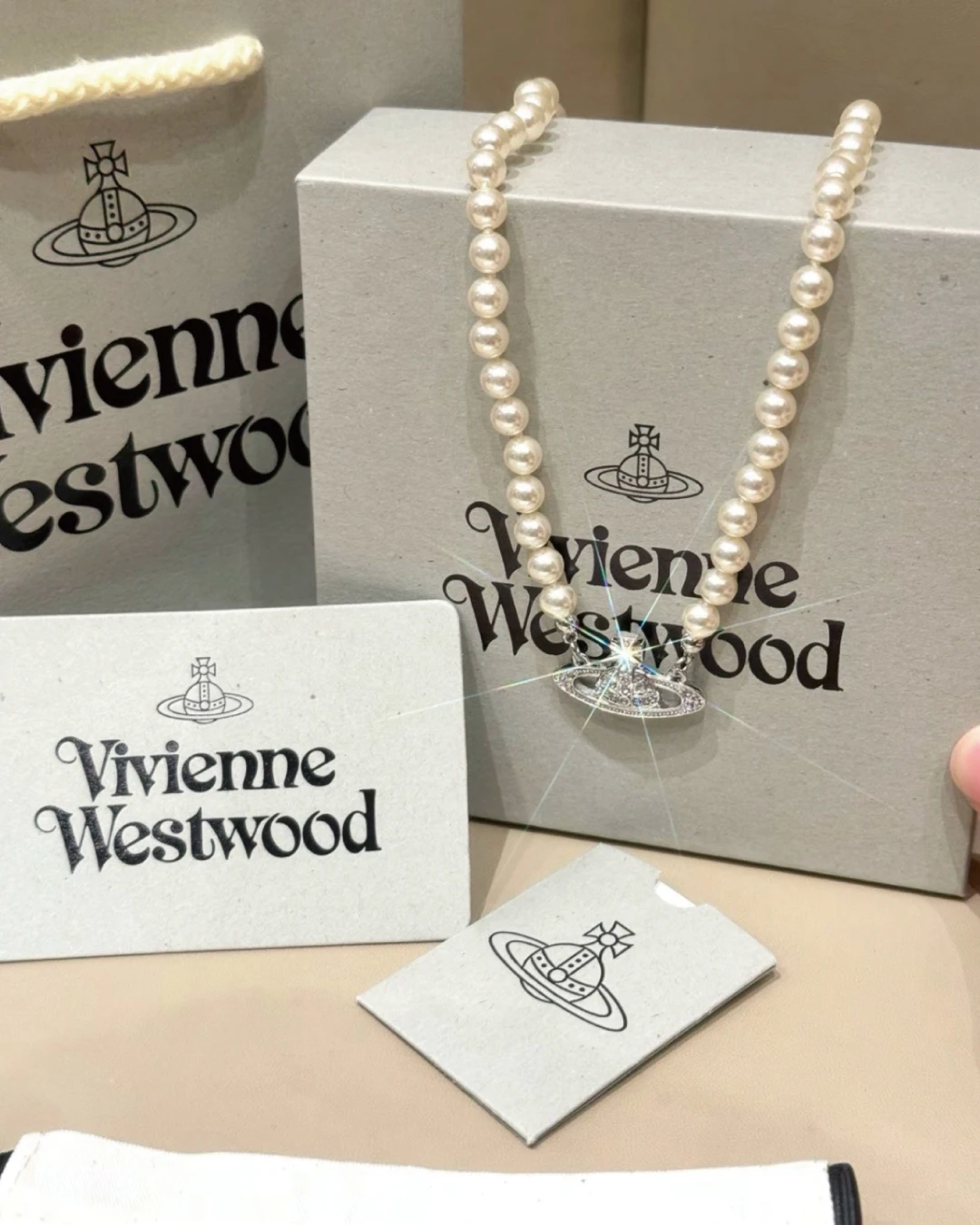 Vivienne Westwood｜Pearl Mini Bas Relief 珍珠土星項鍊 鉑金