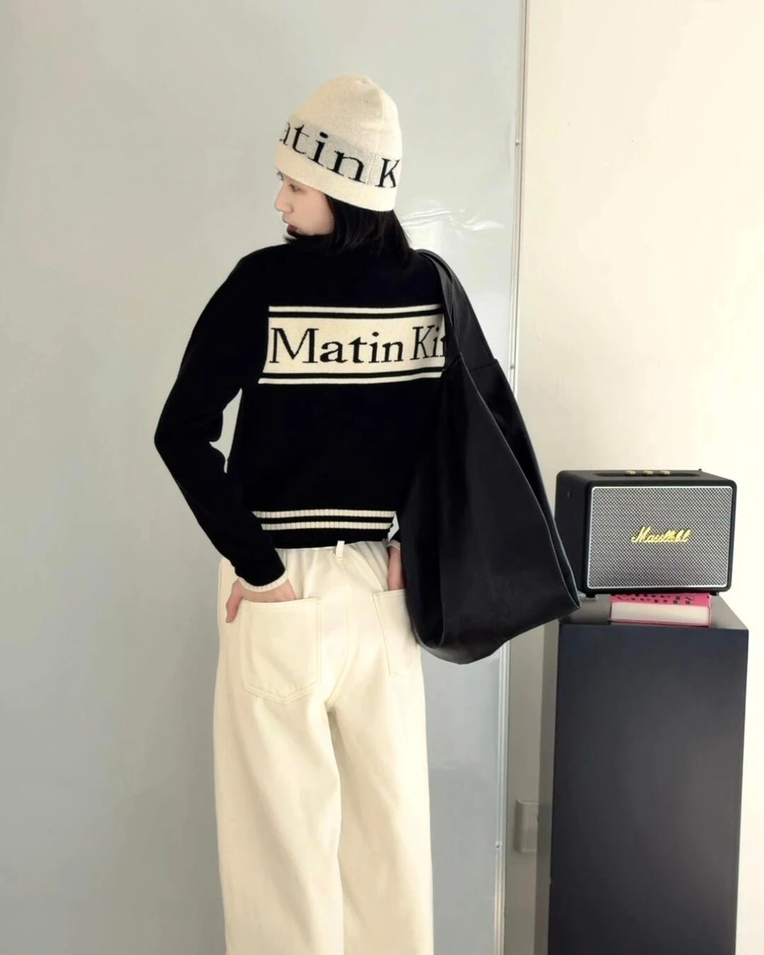 Matin Kim｜條紋 拉鍊 針織 外套 黑 米白