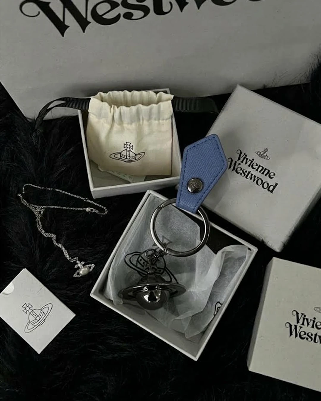 Vivienne Westwood｜Orb Keyring 英國限定 西太后 薇薇安 立體土星 槍色 皮革吊牌 鑰匙圈 包包掛飾 藍色