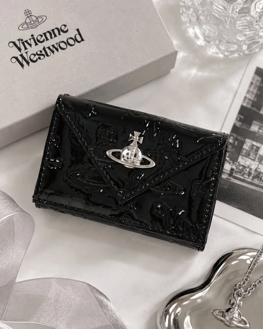 Vivienne Westwood MAN｜Jean Env Billford Pkt 薇薇安 西太后 亮面 牛皮 滿版 土星 壓紋 信封 三折 短夾 黑色