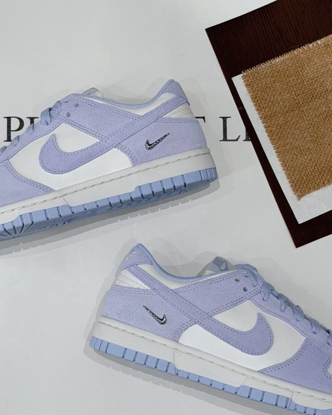 INGRAINED｜NIKE WMNS DUNK LOW 女款 麂皮 奶杏色 薰衣草紫 潮流穿搭 休閒運動鞋 IO4244-201 IO4244-500
