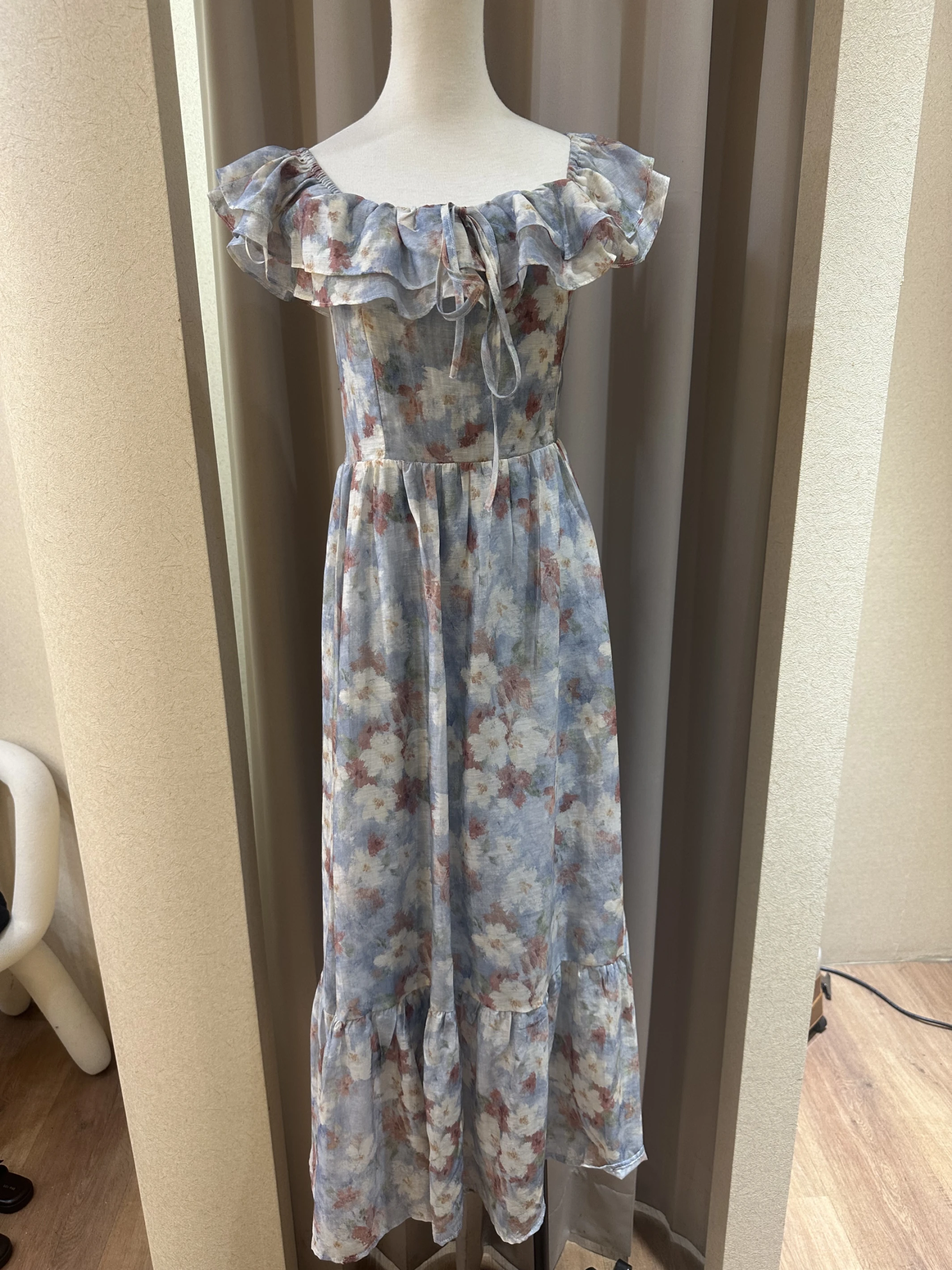 雙層荷葉綁帶長洋裝