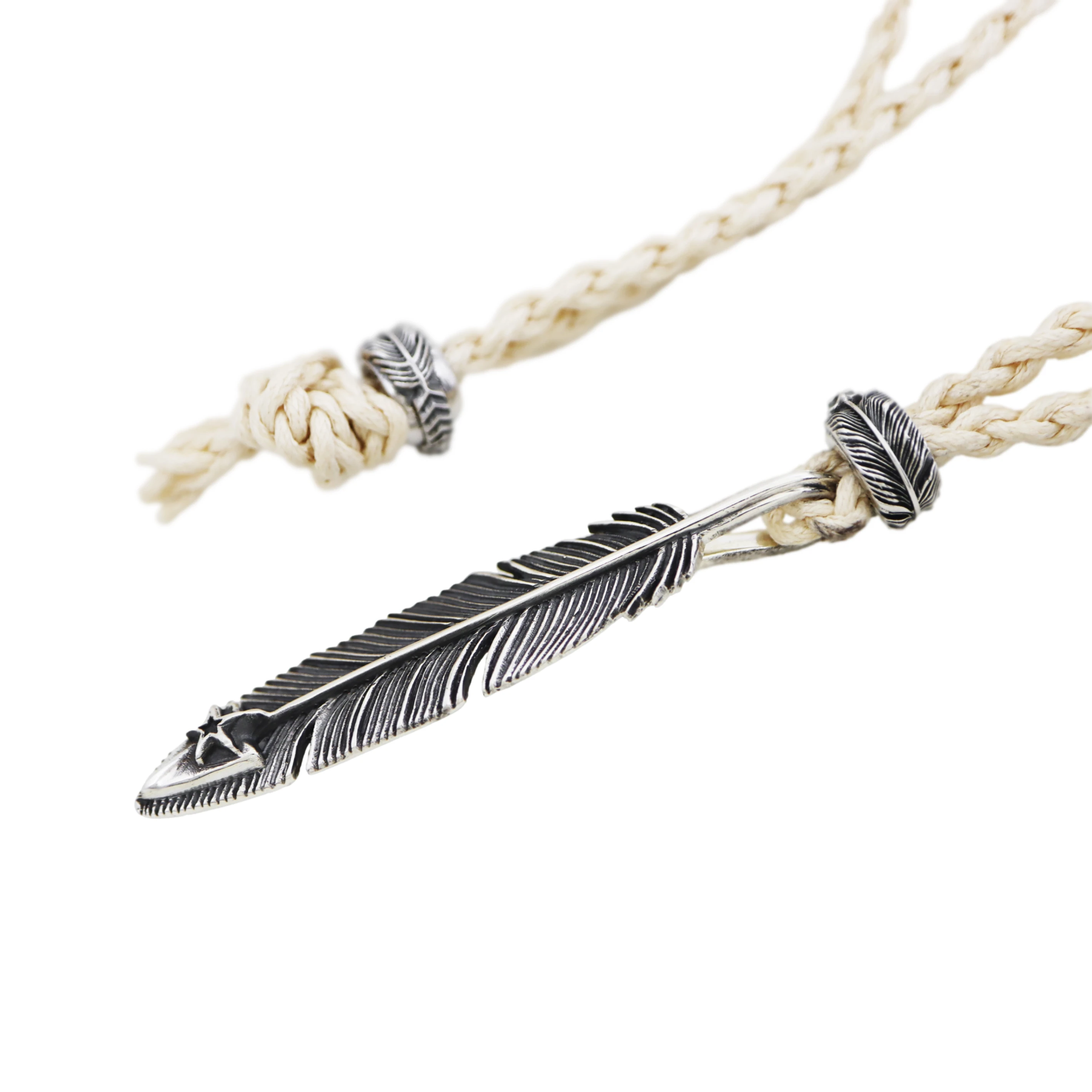 CS NAVAJO HOLLOW STAR RIGHT ARROW FEATHER PENDANT WITH 2 BEADS