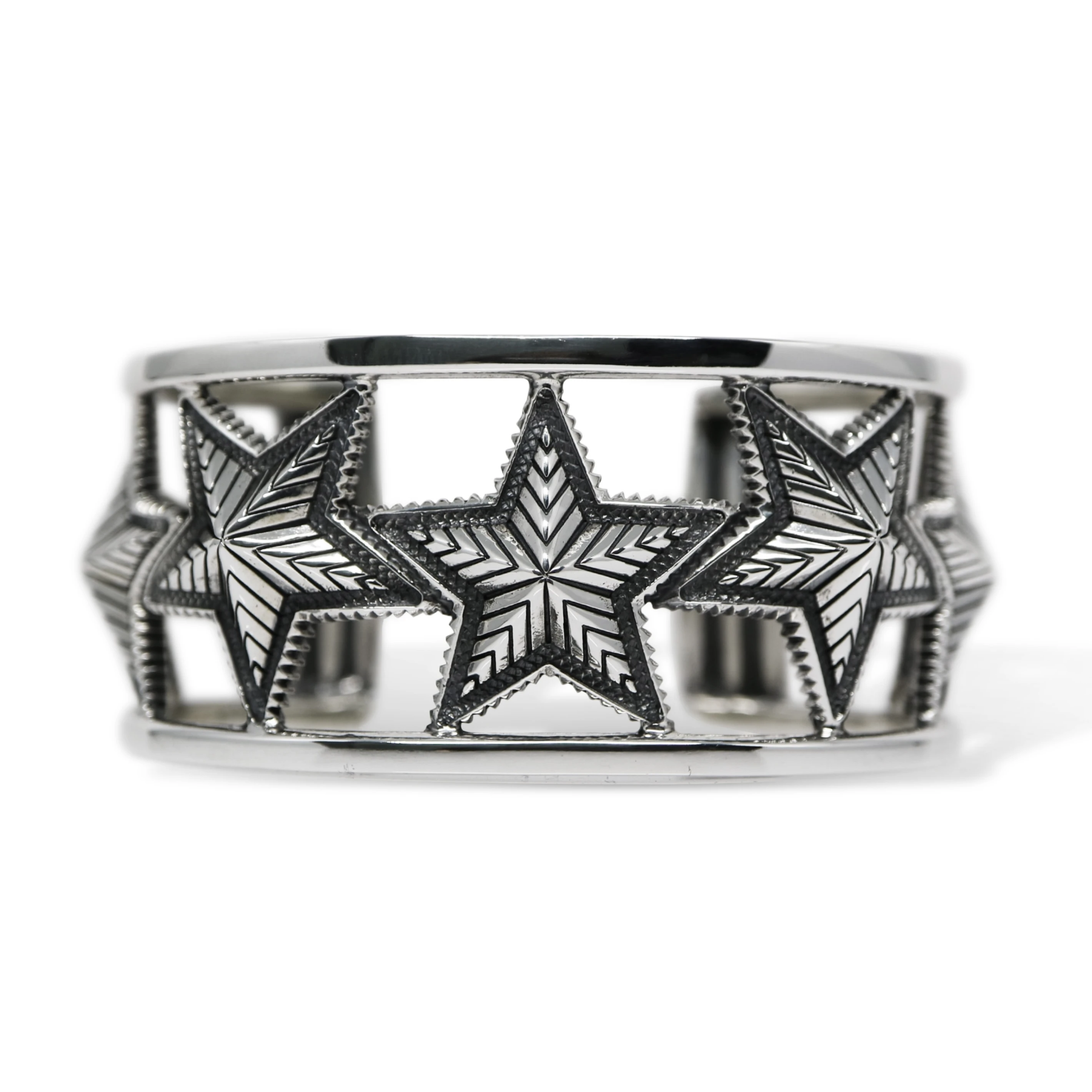 CUT OUT OPPOSING DEPP STAR CUFF