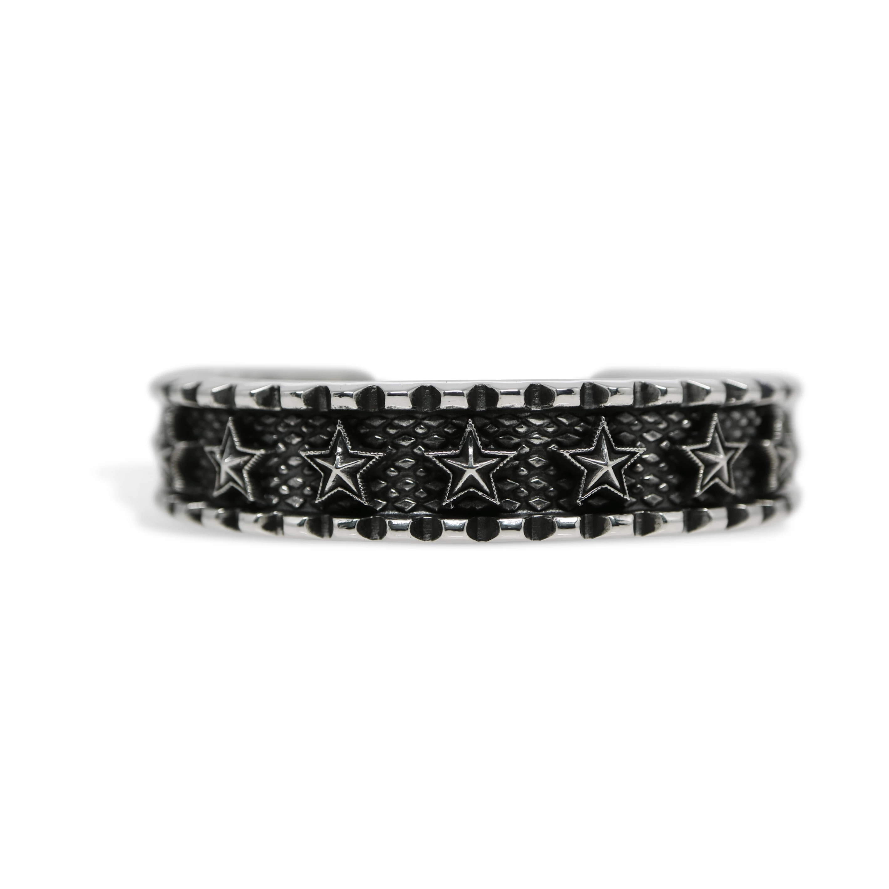 12 MM STAR BANGLE CUFF