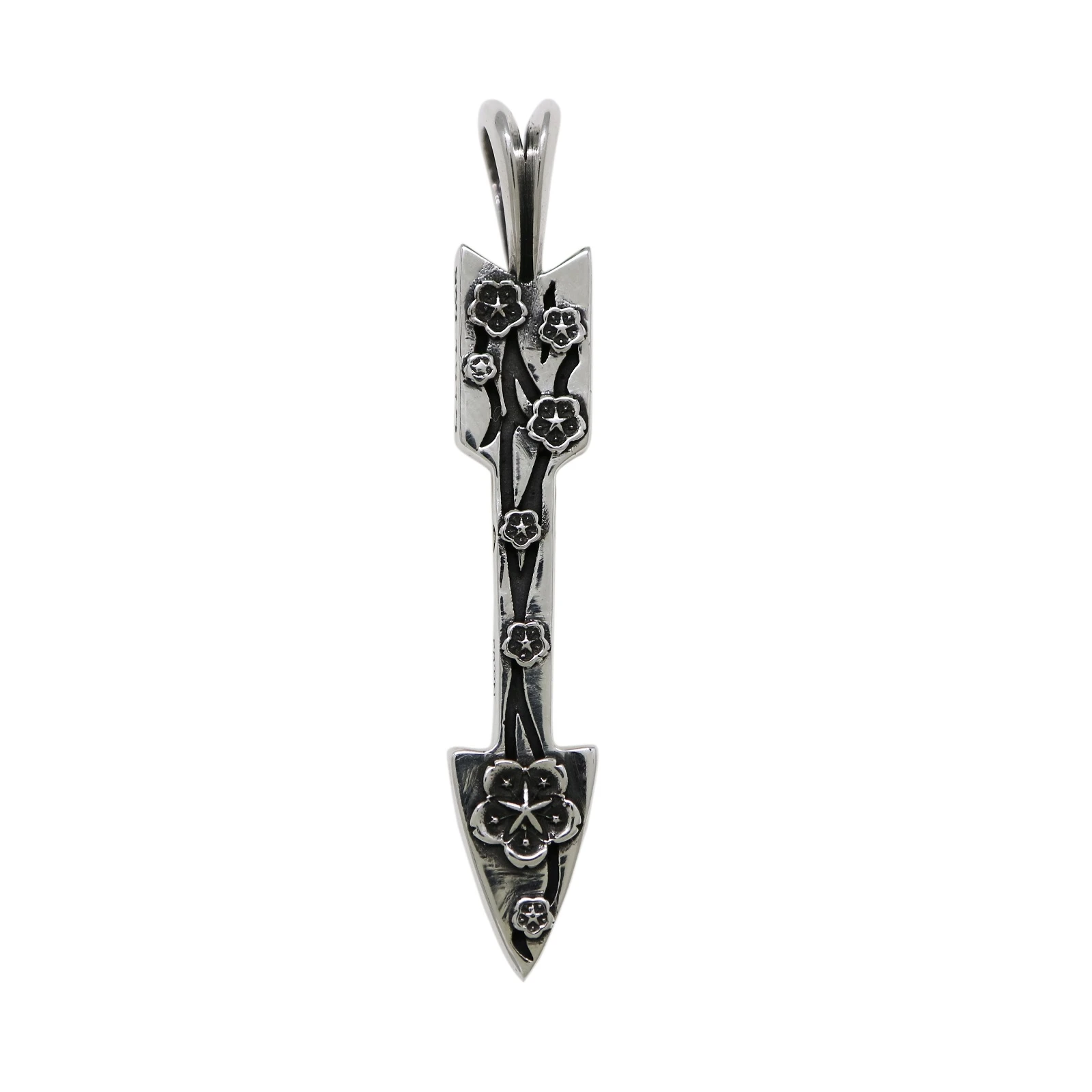 TOKYO EXCLUSIVE - SAKURA STAR ARROW PENDANT