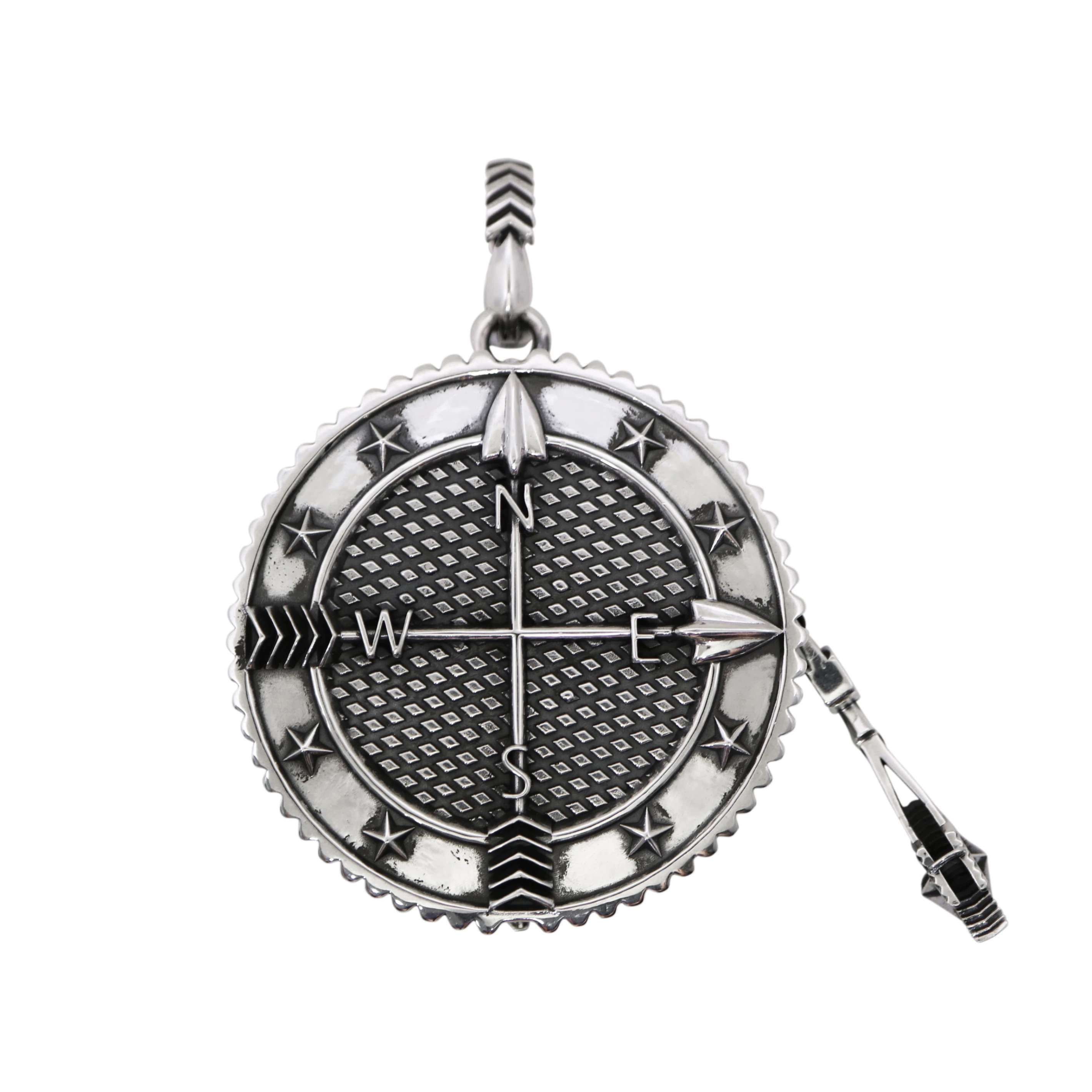 C★S★ 2021 VIP GIFT – IT IS NOT A COMPASS PENDANT