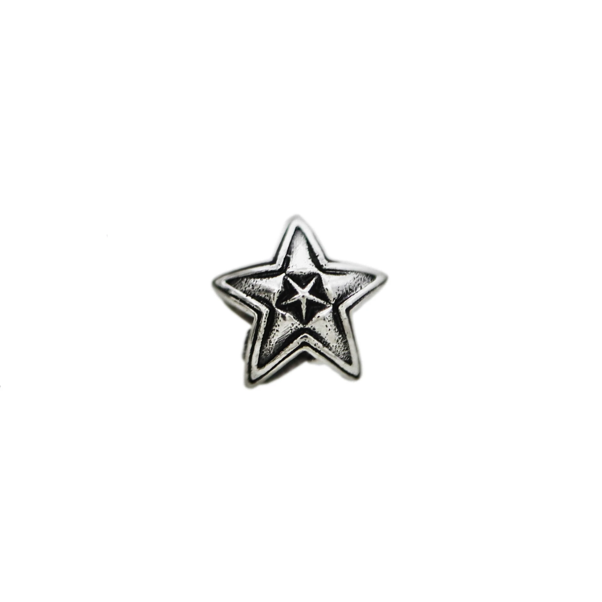 EXTRA TINY DOUBLE FACE STAR IN STAR STUD PENDANT