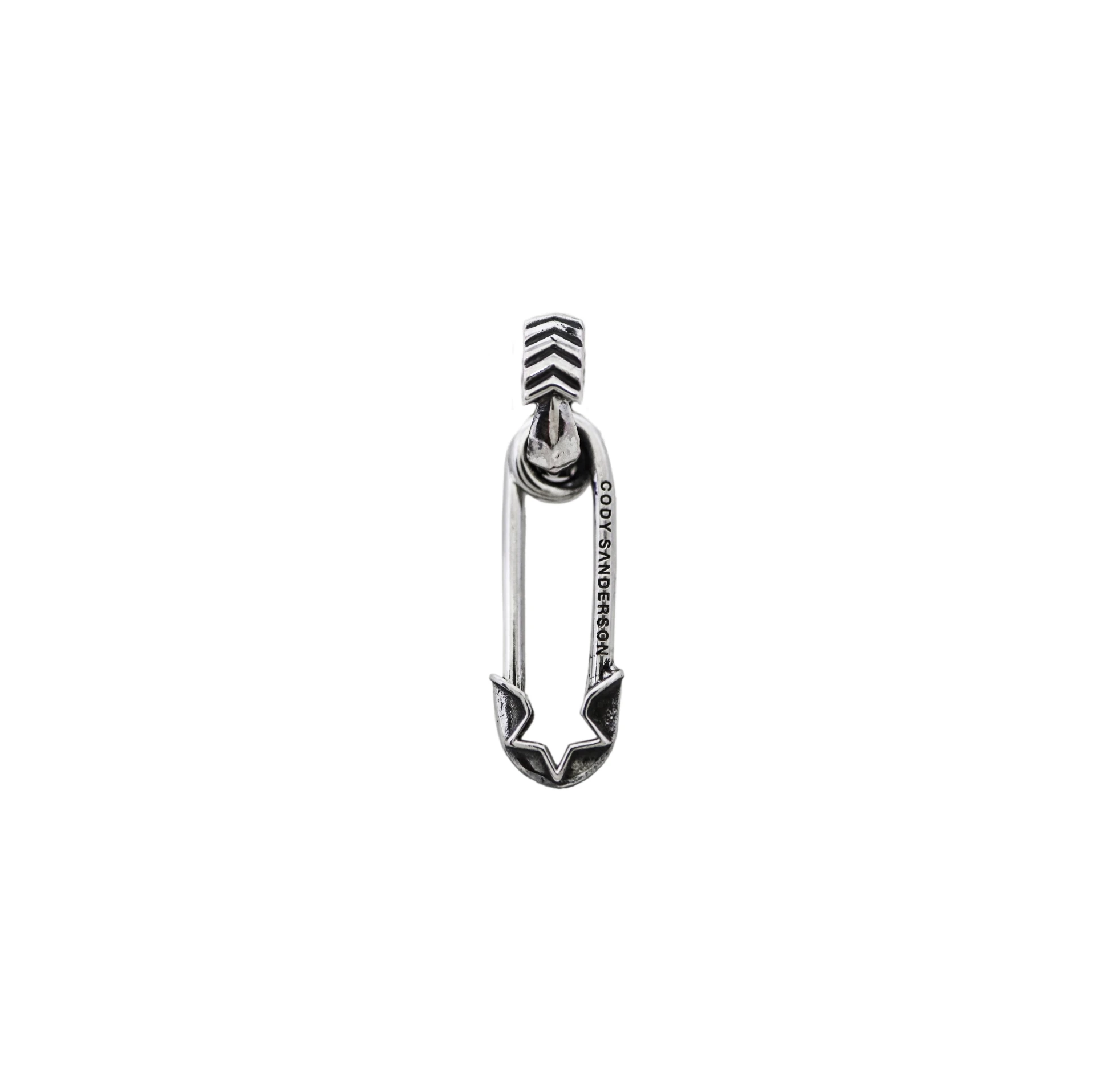 TINY PIN-UP STAR SAFETY PIN PENDANT