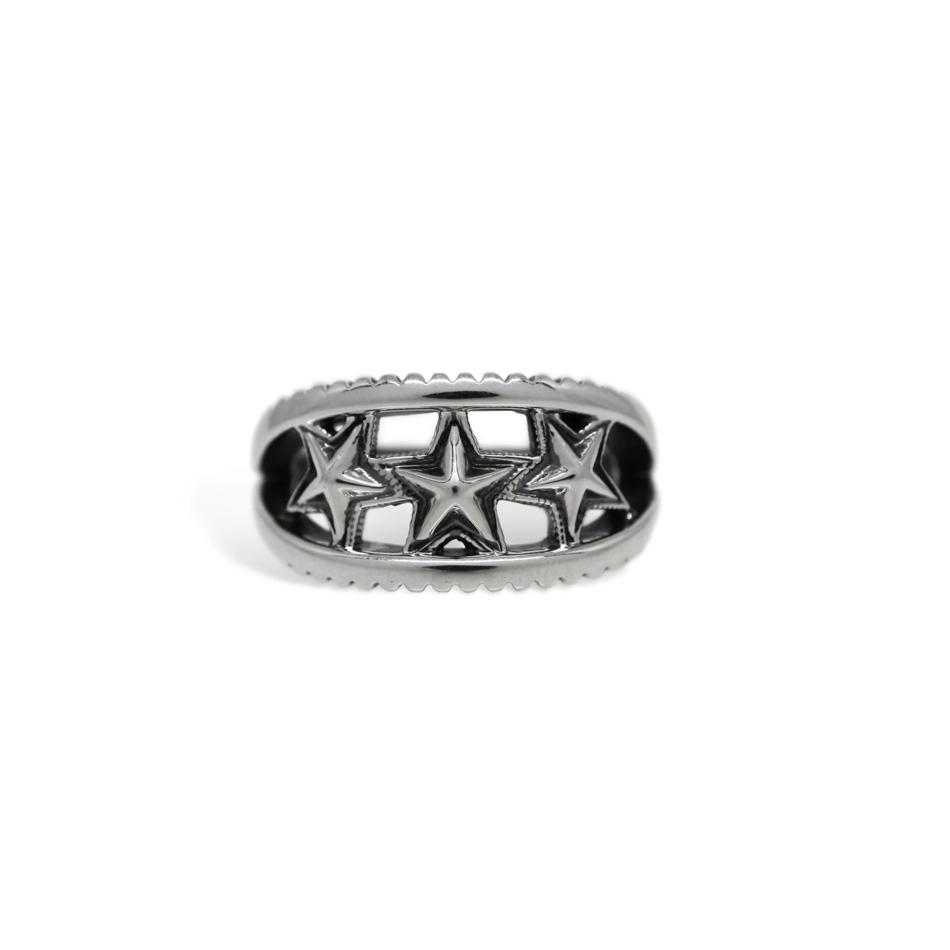 3 STAR CUT OUT RING