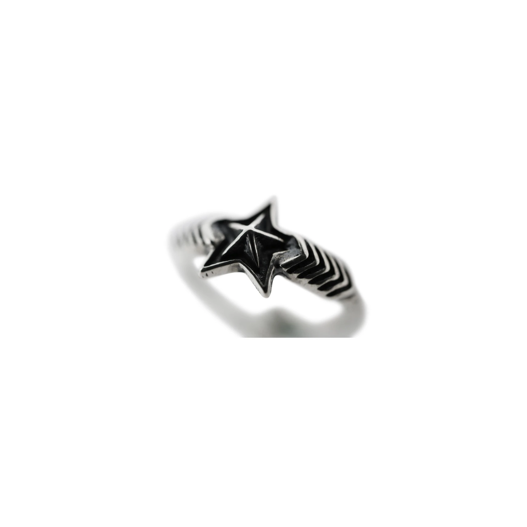 DOUBLE ARROW SMALL STAR RING