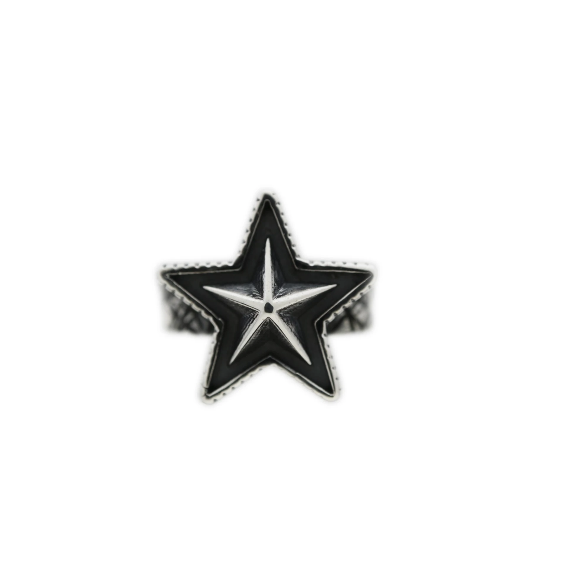 SMALL STAR RING