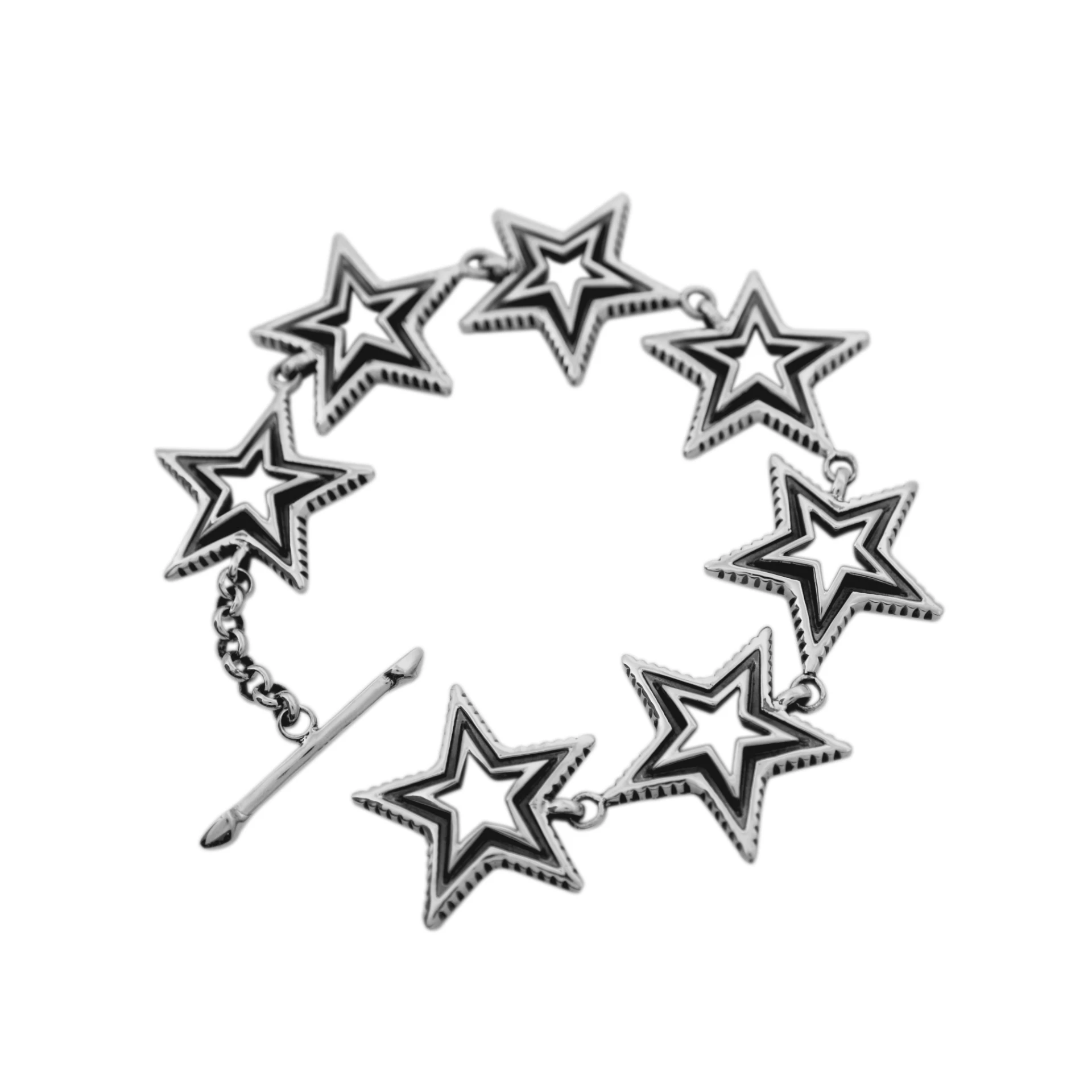 TINY STAR CUT OUT BRACELET
